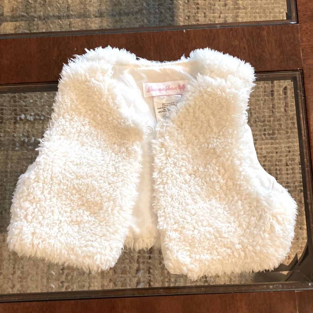 Bonnie Jean White Faux Fur Vest 2T - Picture 7 of 8